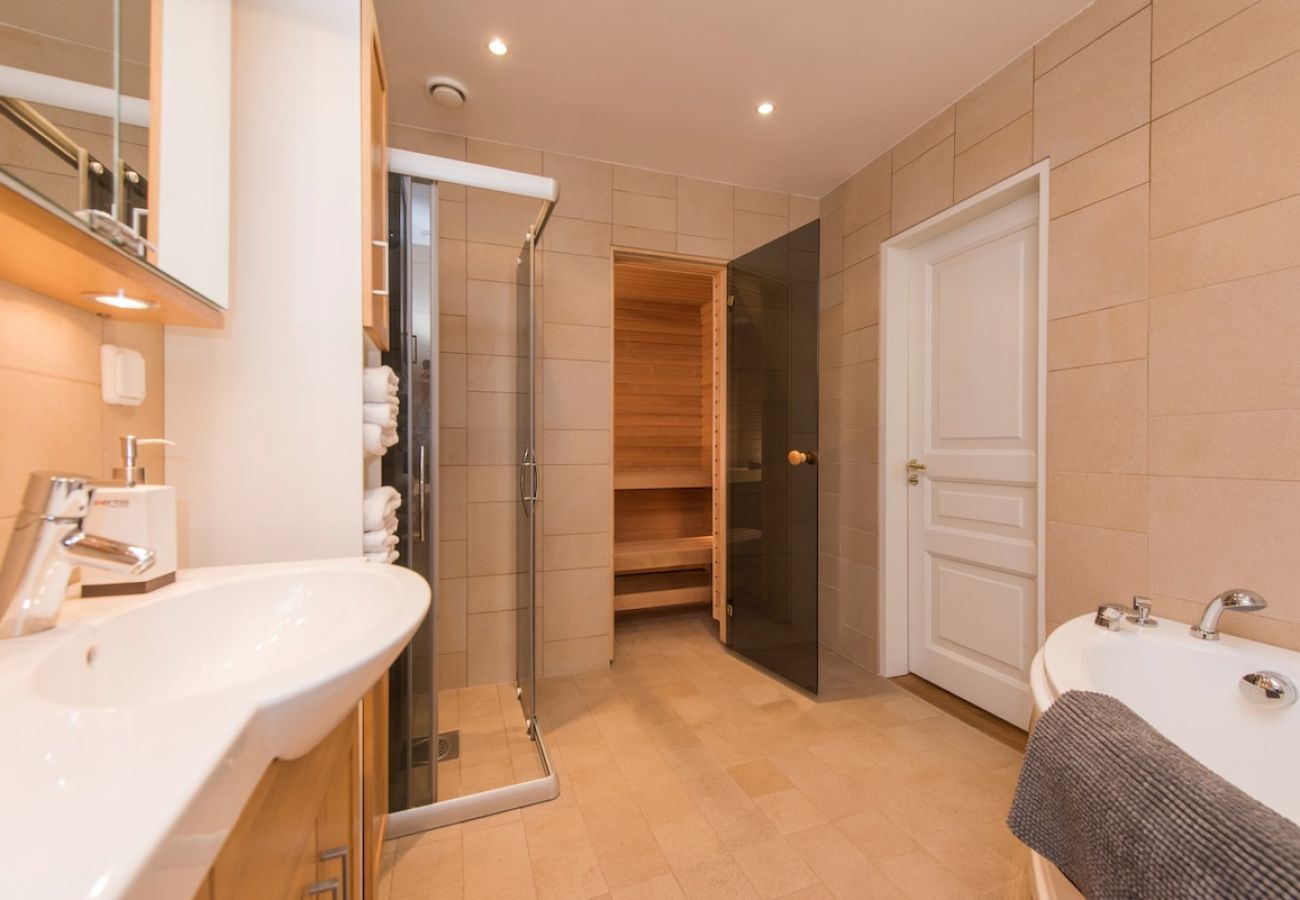 Apartment in Tallinn - Luxury apartment with view, sauna 