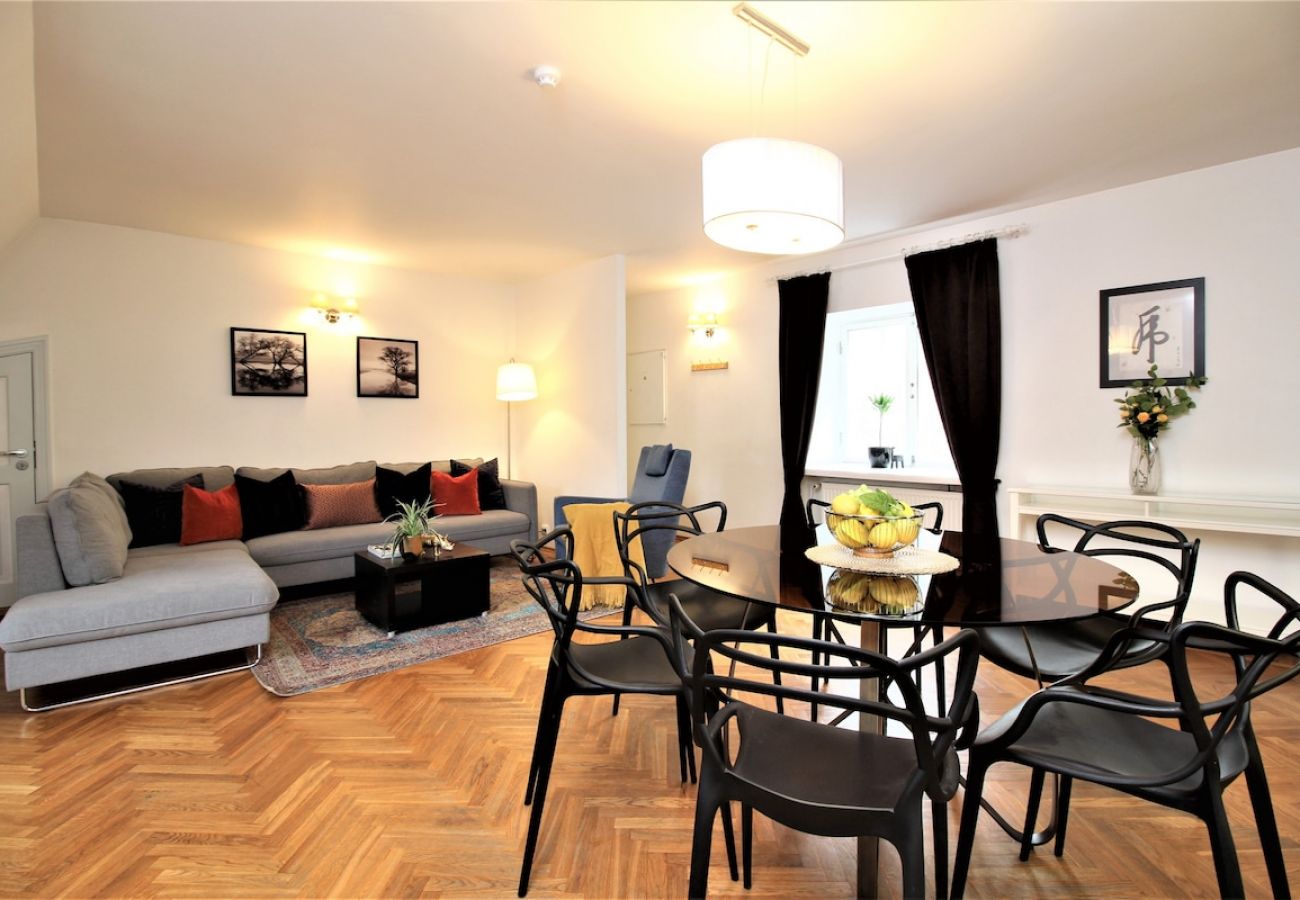 Apartment in Tallinn - 2 bedroom apartment in Old Town 