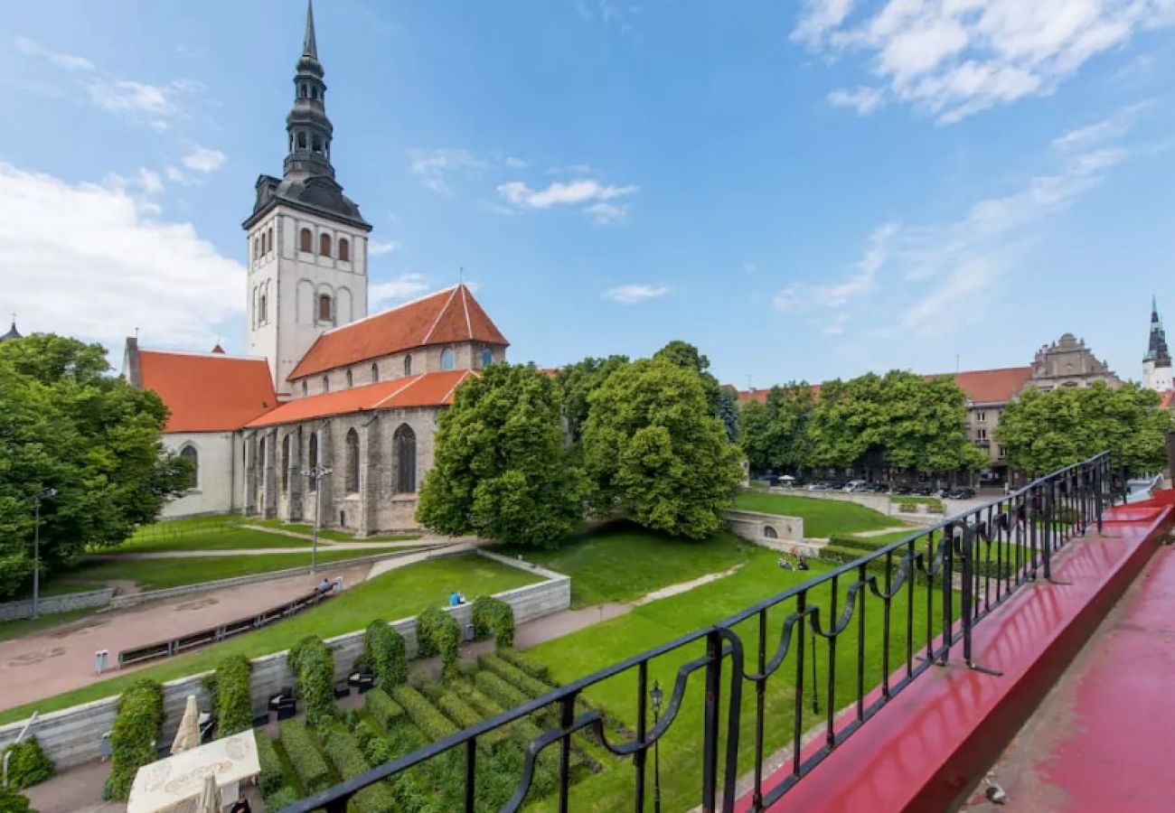 Apartment in Tallinn - 1 BR closeby Town Hall Square and Freedom Square 