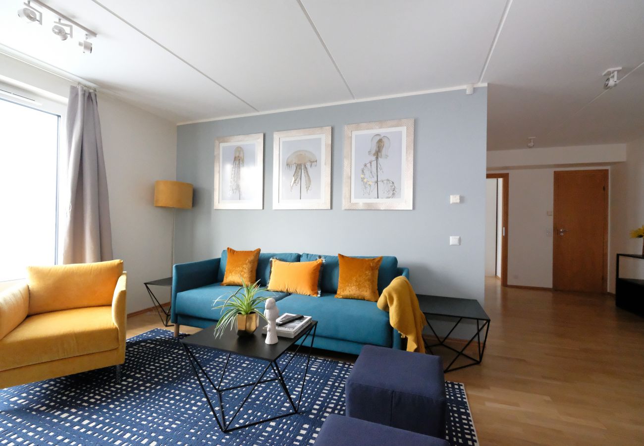 Apartment in Tallinn - 2 bedroom apartment with sauna and balcony -Roosikrantsi 9-34