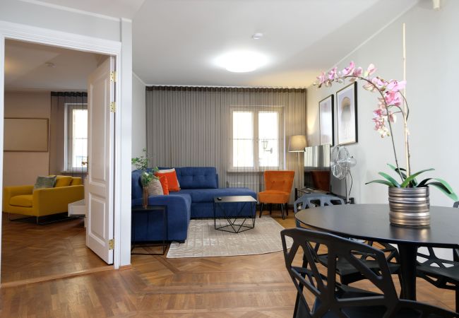 Apartment in Tallinn - Two bedroom apartment Pikk 44