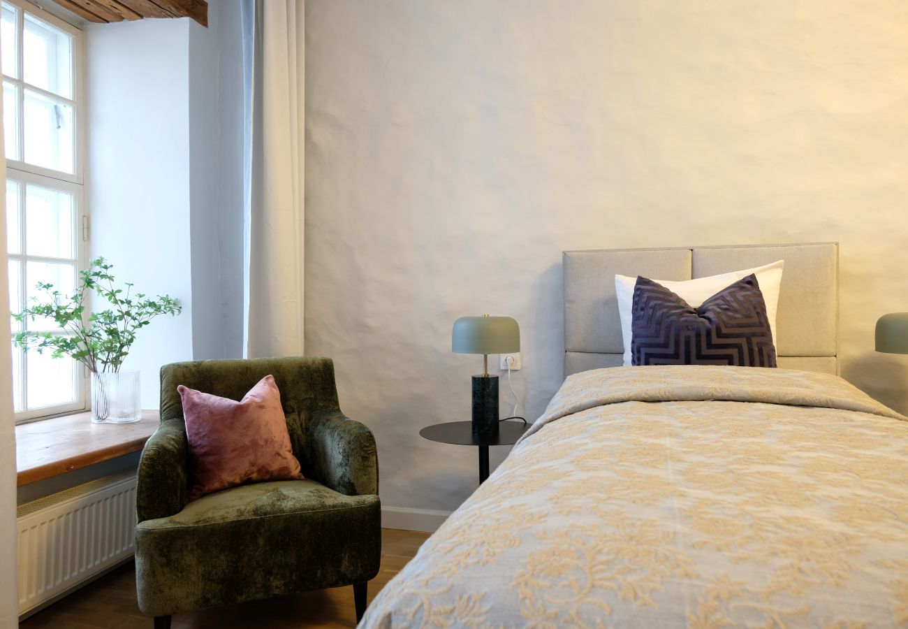 Apartment in Tallinn - Two bedroom apartment Pikk 44