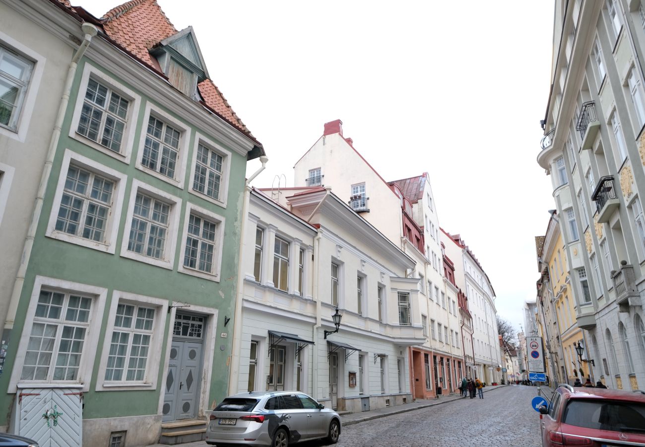 Apartment in Tallinn - Pikk 44-2